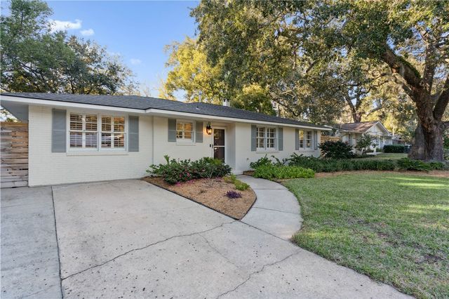 114 Highland Ave, St Simons Island, GA 31522