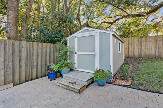 114 Highland Ave, St Simons Island, GA 31522