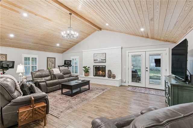 114 Highland Ave, St Simons Island, GA 31522