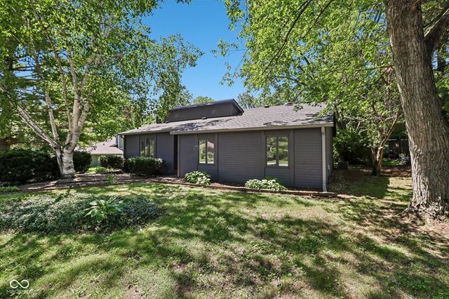 4037 Hillendale Drive, Greenwood, IN 46142