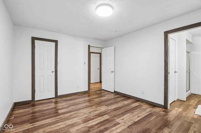4037 Hillendale Drive, Greenwood, IN 46142