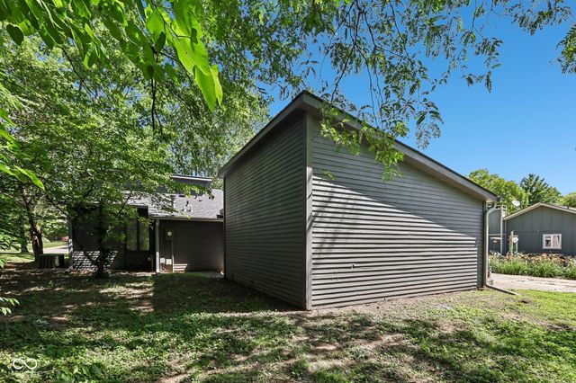 4037 Hillendale Drive, Greenwood, IN 46142