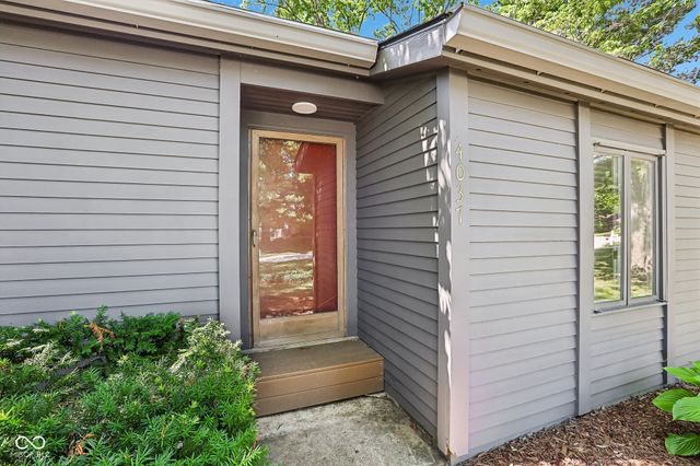4037 Hillendale Drive, Greenwood, IN 46142