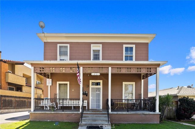 210 W Lime Avenue, Monrovia, CA 91016