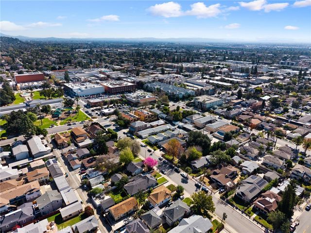 210 W Lime Avenue, Monrovia, CA 91016