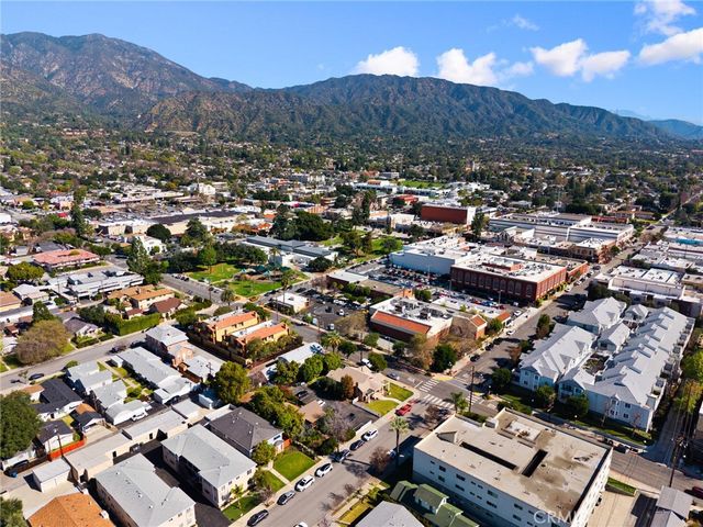 210 W Lime Avenue, Monrovia, CA 91016