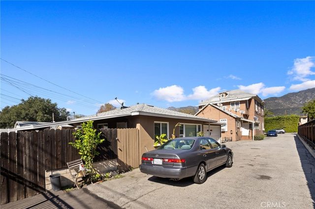 210 W Lime Avenue, Monrovia, CA 91016