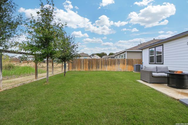 13225 Hagerd Loop, St Hedwig, TX 78152