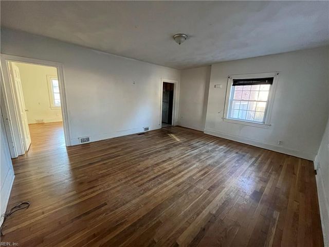 2106 Richmond AVE, Portsmouth, VA 23704