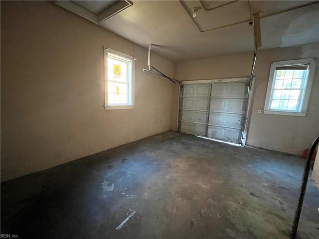 2106 Richmond AVE, Portsmouth, VA 23704