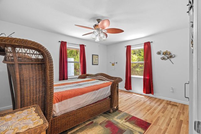 2759 Wildwood Road, Dandridge, TN 37725