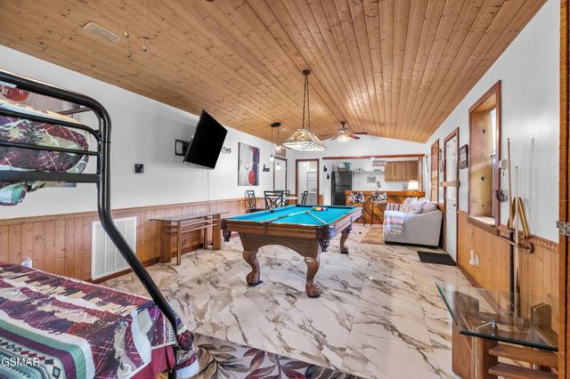 2759 Wildwood Road, Dandridge, TN 37725
