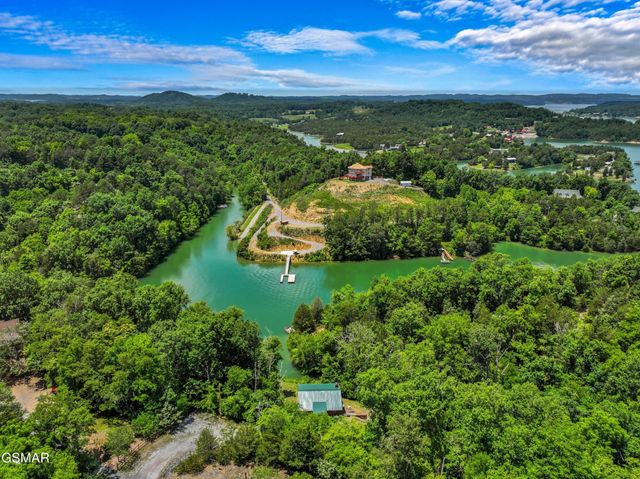 2759 Wildwood Road, Dandridge, TN 37725
