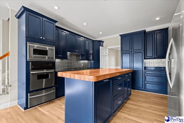 2718 Lazy Ln., Florence, SC 29506