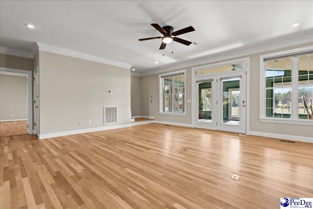 2718 Lazy Ln., Florence, SC 29506