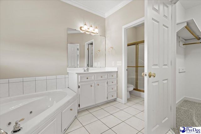 2718 Lazy Ln., Florence, SC 29506