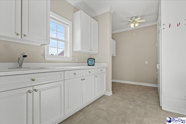 2718 Lazy Ln., Florence, SC 29506