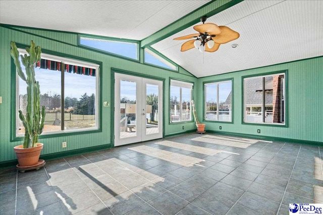 2718 Lazy Ln., Florence, SC 29506