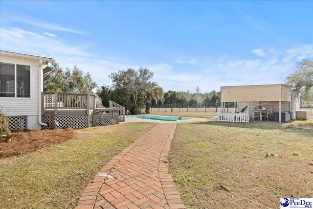 2718 Lazy Ln., Florence, SC 29506