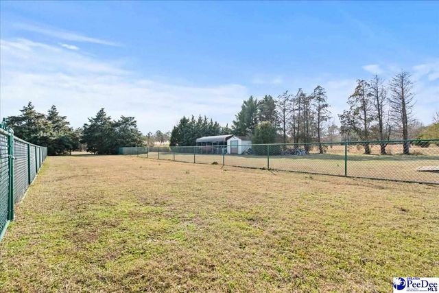 2718 Lazy Ln., Florence, SC 29506