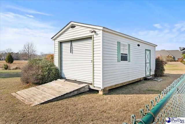 2718 Lazy Ln., Florence, SC 29506