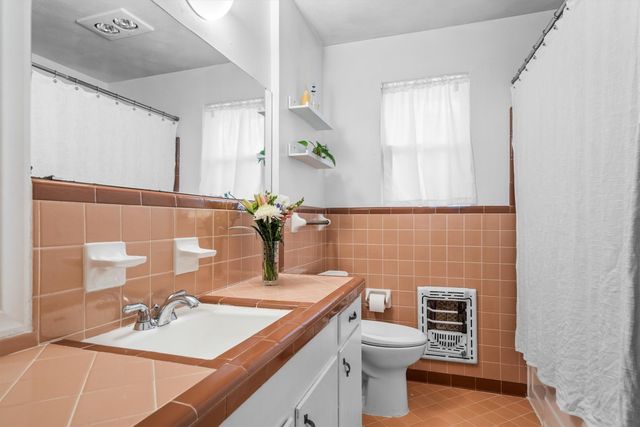 2461 Highland Road, Dallas, TX 75228