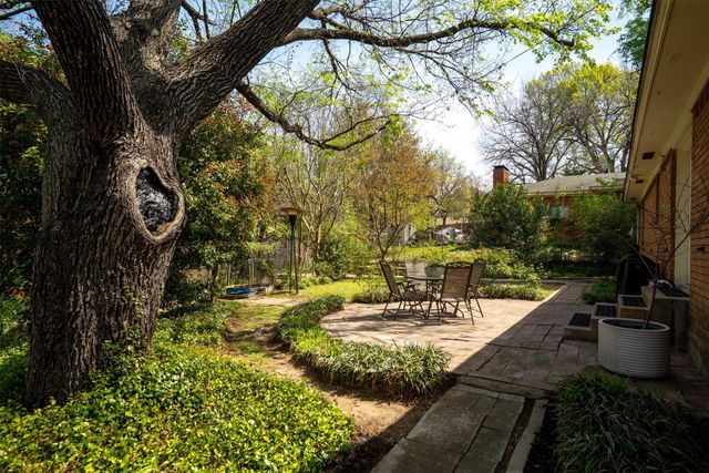 2461 Highland Road, Dallas, TX 75228