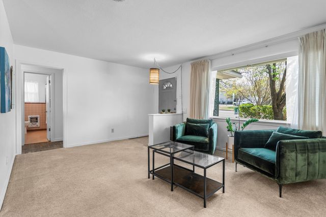 2461 Highland Road, Dallas, TX 75228