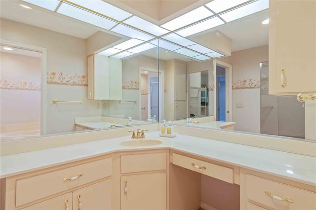 209 WOODLAND DRIVE, Englewood, FL 34223