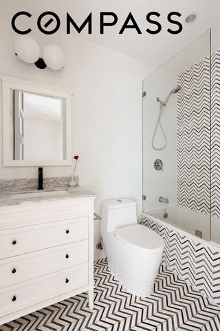 376 A Monroe Street, New York City, NY 11221