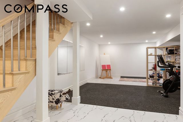 376 A Monroe Street, New York City, NY 11221