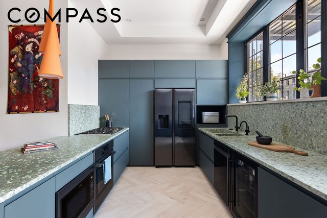 376 A Monroe Street, New York City, NY 11221