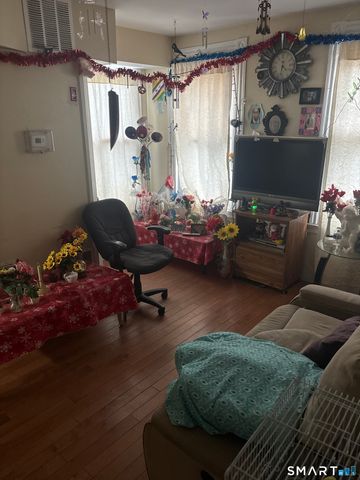 48 Fulton Street, New Haven, CT 06513