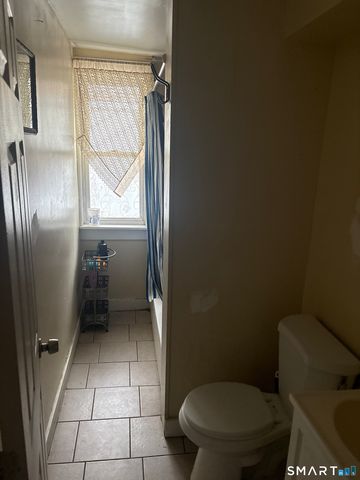 48 Fulton Street, New Haven, CT 06513