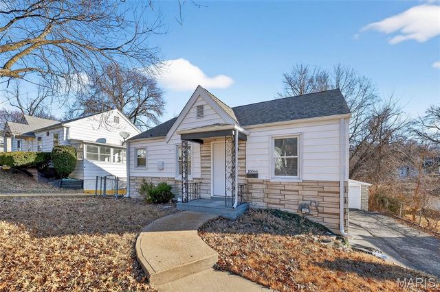 10066 Dorothy Avenue, St Louis, MO 63137