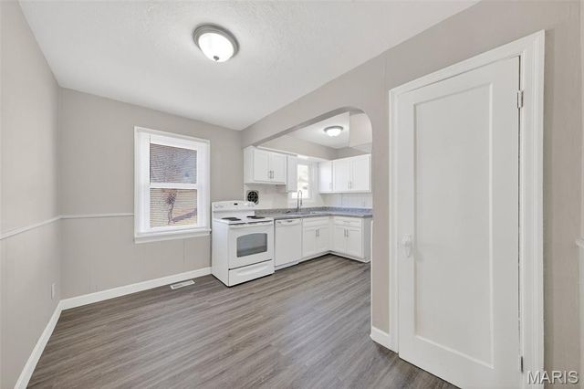 10066 Dorothy Avenue, St Louis, MO 63137