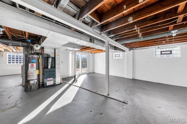 10066 Dorothy Avenue, St Louis, MO 63137