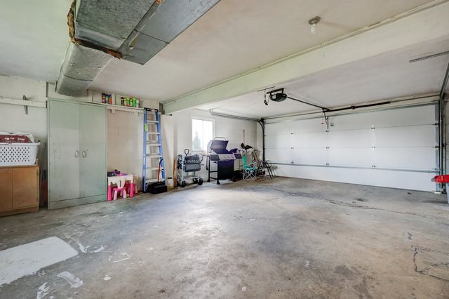 701 Clegg Road, West Des Moines, IA 50265