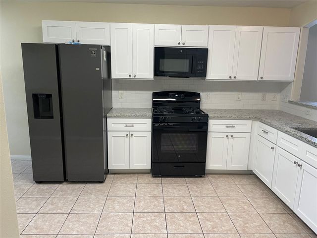16910 Atascocita Bend Drive, Humble, TX 77396