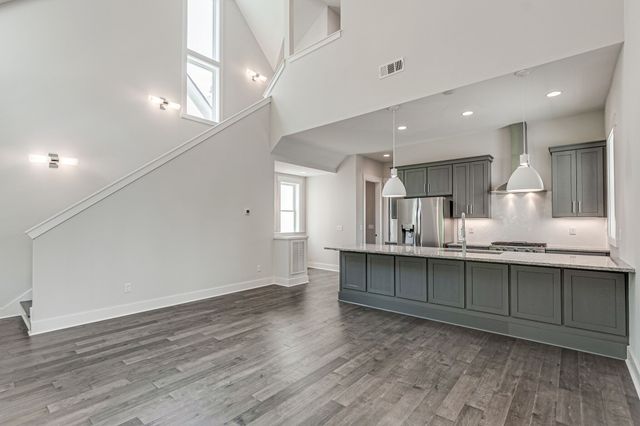120 Marie St, Nashville, TN 37207