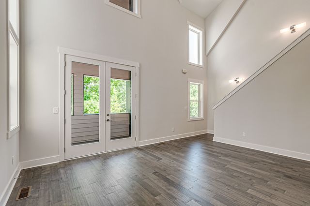 120 Marie St, Nashville, TN 37207