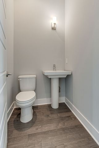 120 Marie St, Nashville, TN 37207