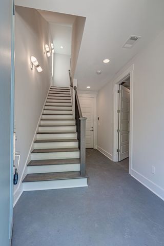120 Marie St, Nashville, TN 37207