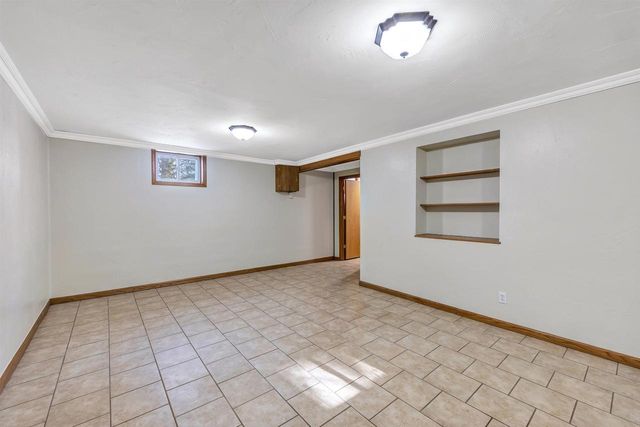 2801 MEADOW FLOWER LANE, Suamico, WI 54313