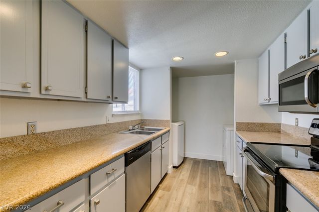 1941 Scimitar Drive 0, Henderson, NV 89014