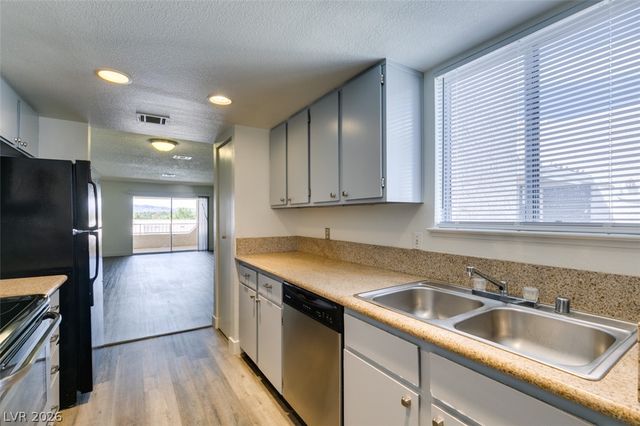1941 Scimitar Drive 0, Henderson, NV 89014