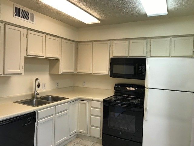 4748 Old Bent Tree Lane 803, Dallas, TX 75287