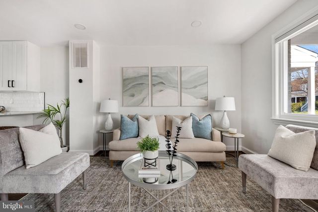 253 EVANS LN, Alexandria, VA 22305