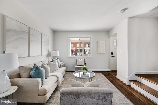 253 EVANS LN, Alexandria, VA 22305