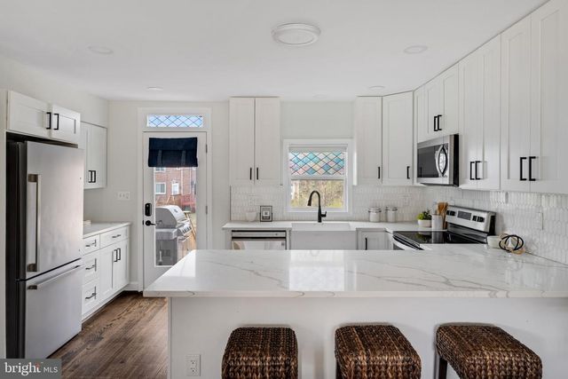 253 EVANS LN, Alexandria, VA 22305